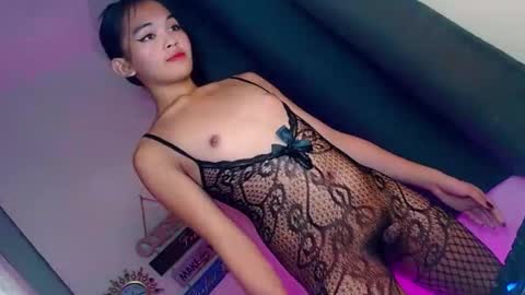ITS ME NYXIEE online show from 12.21.25