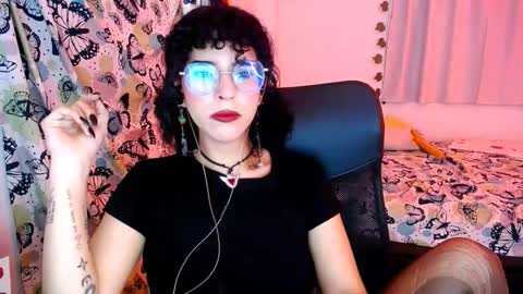 Snapshot of nyxxei chatting on 01.14.26 Nyxxei online show from 01.14.26