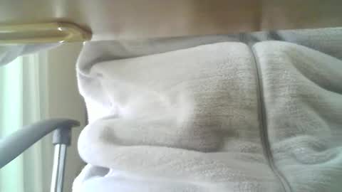 Snapshot of obahiro823844 chatting on 12.21.25 obahiro823844 online show from 12.21.25