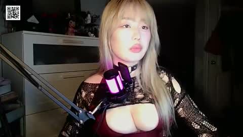 Goddess Carrie online show from 04.13.26