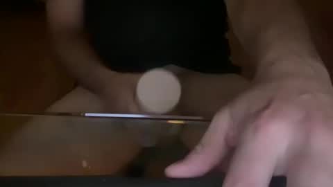 Snapshot of obiwand653040 chatting on 10.19.25 obiwand653040 online show from 10.19.25