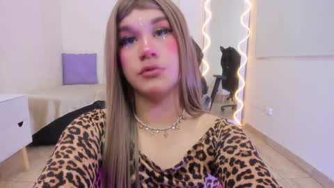 ocean_tay online show from 10.19.25