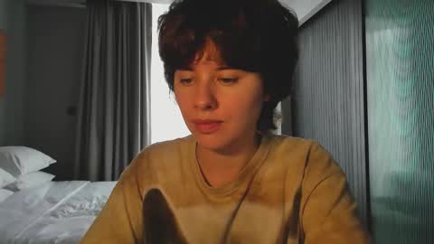 Snapshot of octopussy69x chatting on 11.17.25 Evie online show from 11.17.25