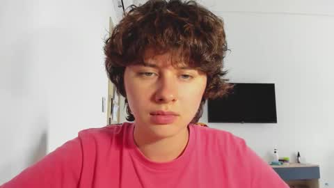 Snapshot of octopussy69x chatting on 11.29.25 Evie online show from 11.29.25