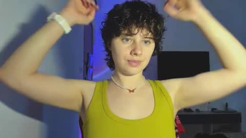 Snapshot of octopussy69x chatting on 12.05.25 Evie online show from 12.05.25