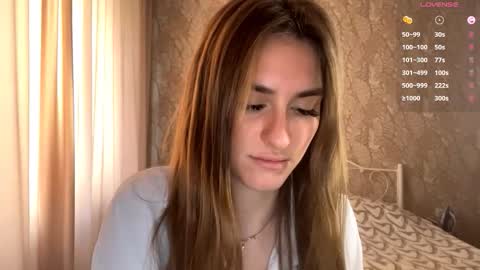 Mia online show from 10.17.25