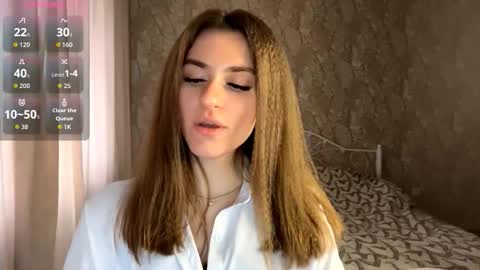 Mia online show from 12.23.25