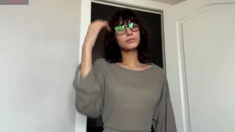 Snapshot of odettehatt chatting on 06.04.26 Thea online show from 06.04.26
