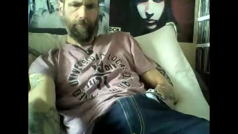 Snapshot of oedipe666 chatting on 04.17.26 oedipe666cam online show from 04.17.26