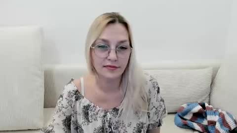 oeigesmik online show from 03.28.26