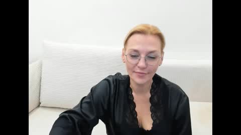 oeigesmik online show from 04.08.26