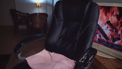 officeman7 online show from 01.19.25