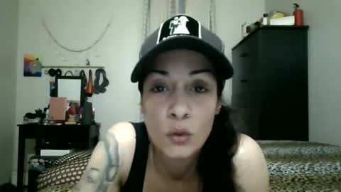 Snapshot of oglitcouple chatting on 01.31.25 Lit en Cama online show from 01.31.25