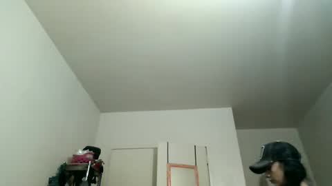 Snapshot of oglitcouple chatting on 03.12.25 Lit en Cama online show from 03.12.25
