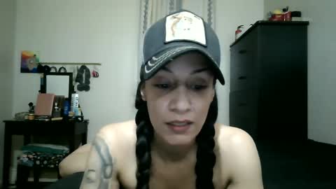 Snapshot of oglitcouple chatting on 09.17.25 Lit en Cama online show from 09.17.25