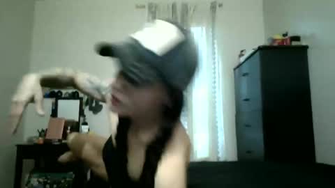Snapshot of oglitcouple chatting on 09.25.25 Lit en Cama online show from 09.25.25