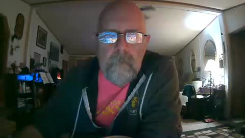 Maximus No Mo online show from 12.22.25