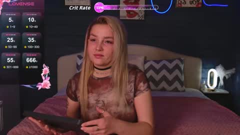 Snapshot of oh_my_julia chatting on 11.08.25 oh_my_julia online show from 11.08.25