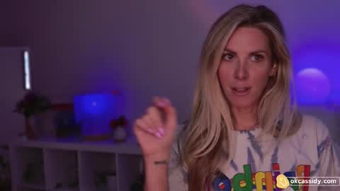 Snapshot of oh_ok_cassidy chatting on 02.13.25 cassidy online show from 02.13.25