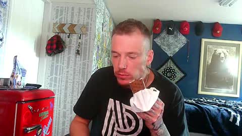 who dares  toss me some  tips lets have fun online show from 09.27.25