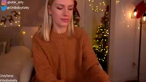 Snapshot of ohbabykelly chatting on 12.31.24 Kelly online show from 12.31.24