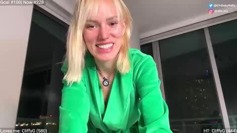 Snapshot of ohbabykelly chatting on 02.11.26 Kelly online show from 02.11.26