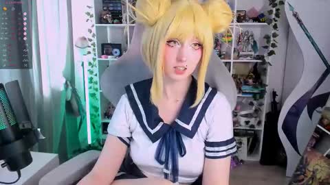 Snapshot of ohclementinee chatting on 09.11.25 Clementine Clem online show from 09.11.25