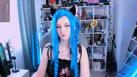 Snapshot of ohclementinee chatting on 11.24.25 Clementine Clem online show from 11.24.25