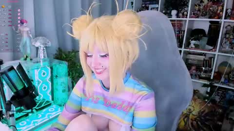 Snapshot of ohclementinee chatting on 05.29.26 Clementine Clem online show from 05.29.26