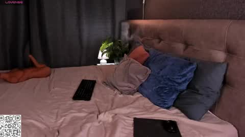 KAYA. online Tu We Th Fr Sa 0100AM - 0800AM Time zone of Germany Munich online show from 04.15.26