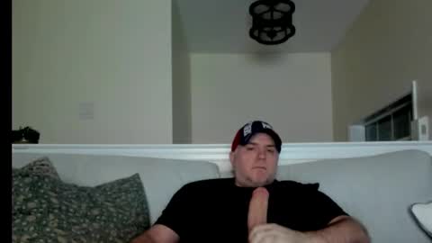 Snapshot of ohhhbillyyy chatting on 10.28.25 Billy Bear online show from 10.28.25