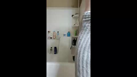 ohjaybones online show from 04.22.26