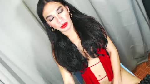 Snapshot of ohlalasamanthaxxx143 chatting on 02.25.25 IM CHIE DONT FORGET TO FOLLOW ME MAKE ME SMILE HERE THUMB UP FOR 25TOK online show from 02.25.25