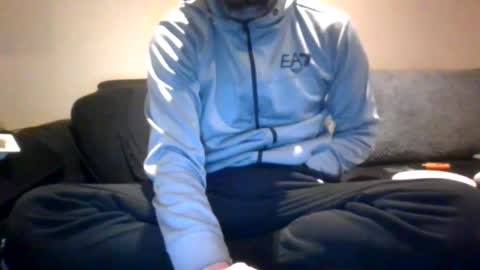 Snapshot of ohmibodslave chatting on 12.10.24 TheDee online show from 12.10.24