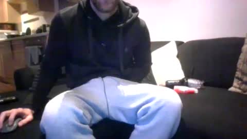 Snapshot of ohmibodslave chatting on 12.29.24 TheDee online show from 12.29.24