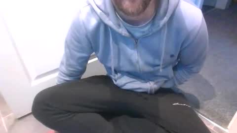 Snapshot of ohmibodslave chatting on 12.14.25 TheDee online show from 12.14.25