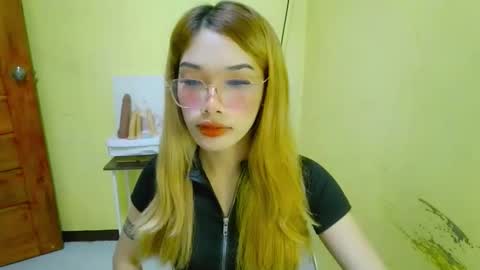 ohmyalessandraxcx online show from 12.20.25