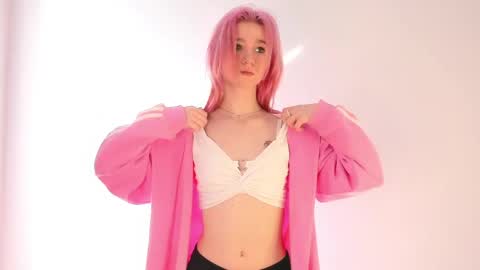 Emi and Ohpi online show from 04.10.26