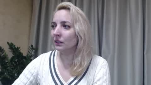 Mari online show from 11.14.25