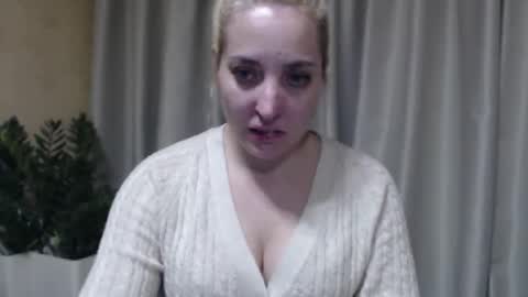 Mari online show from 03.26.26