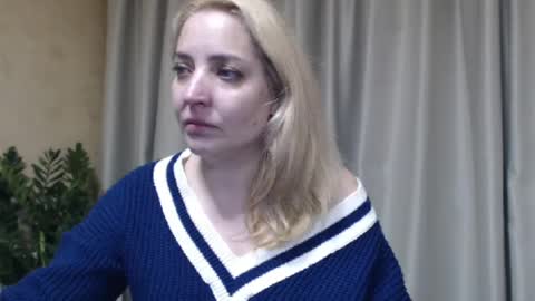 Mari online show from 04.11.26