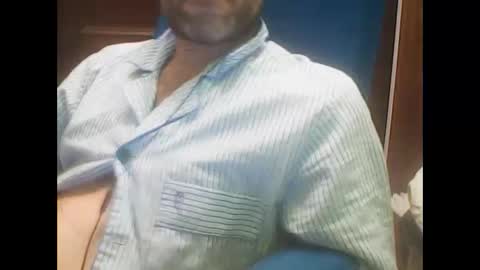 ojosverdess30 online show from 12.15.24