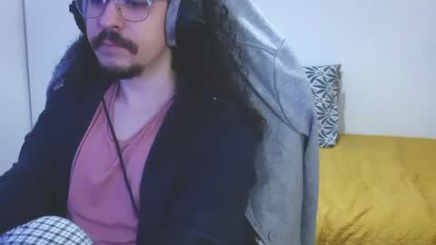 okako online show from 04.14.26