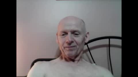 oldbuthorny62 online show from 01.15.25