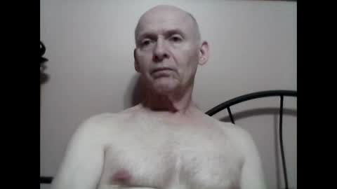 oldbuthorny62 online show from 01.18.25