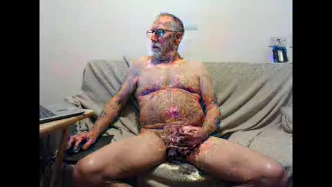 Snapshot of oldercock1411 chatting on 11.18.25 oldercock1411 online show from 11.18.25