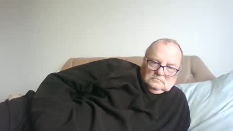 oldfkr69 online show from 03.11.25