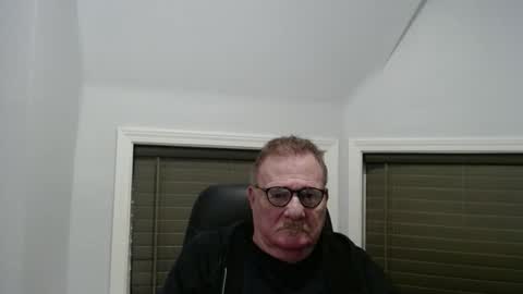 Snapshot of oldguybigd chatting on 02.20.26 oldguybigd online show from 02.20.26
