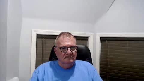 Snapshot of oldguybigd chatting on 07.10.26 oldguybigd online show from 07.10.26