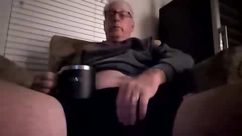 Snapshot of oldsubman chatting on 03.14.26 oldsubman online show from 03.14.26